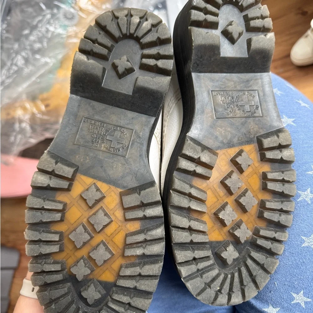 Sinclair leather platform docs - Picture 3 of 7